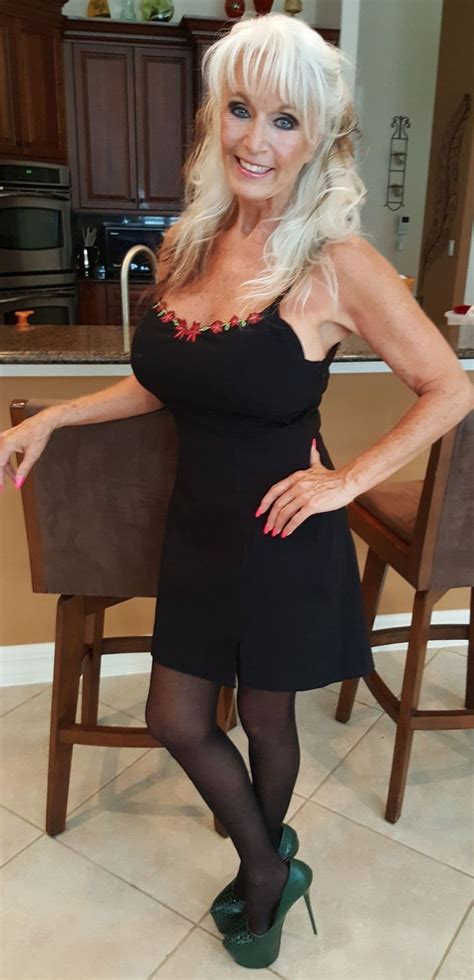 gilf sexy|GILF Porn Videos and Free Granny Sex in HD 